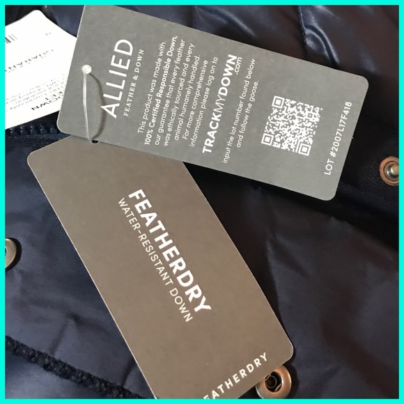 💥SAVE $100 💥New Athleta Responsible/Down Jacket - Picture 8 of 8
